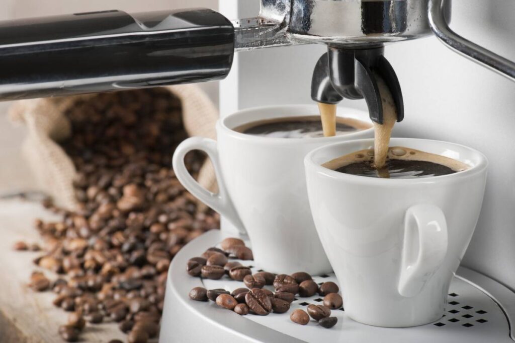 Machine à café à grain : un choix de puriste