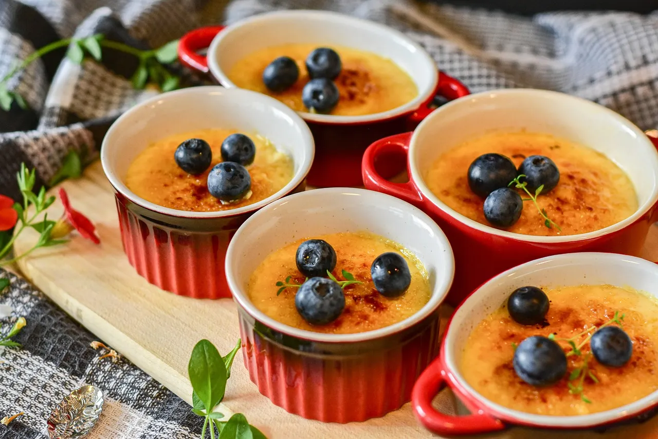 L’art du ramequin : créations culinaires en miniature