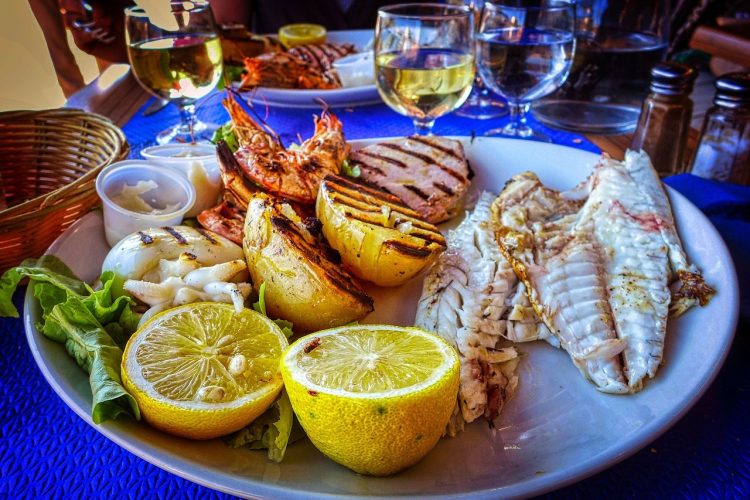 Comment procéder pour commander un plateau de fruits de mer?