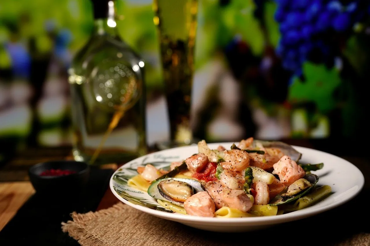 Gastronomie et créativité : comment sublimer la crevette à l’ail ?