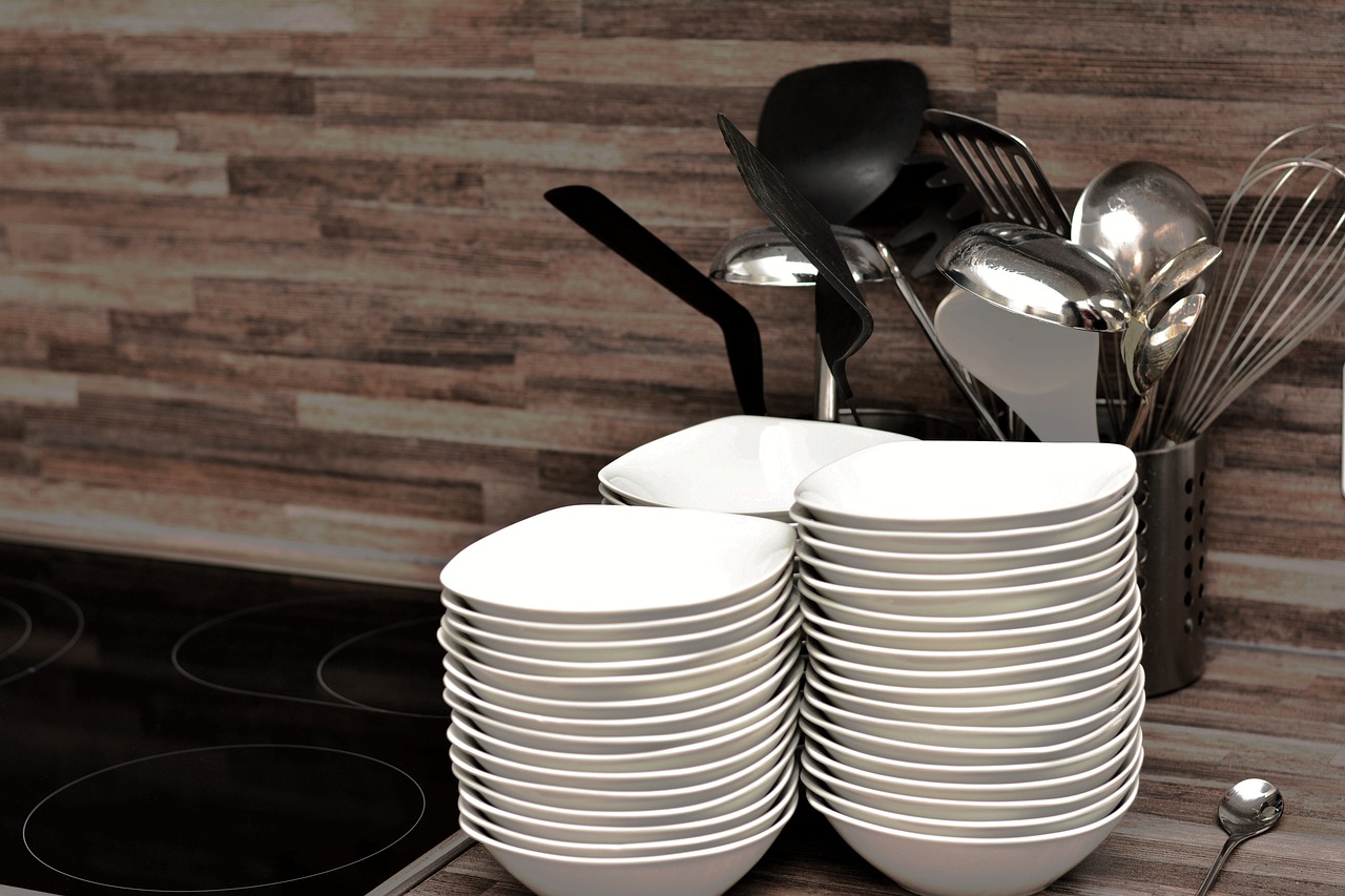 Les accessoires secrets des chefs pour sublimer vos plats à la maison