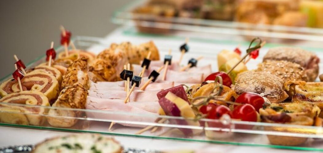 Que_servir_à_manger_lors_d_une_conférence?
