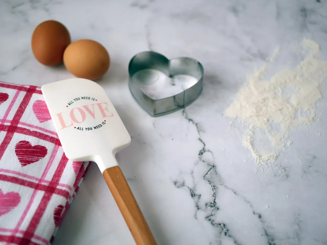 Langues de chat : une recette facile et délicieuse pour accompagner votre thé ou café gourmand