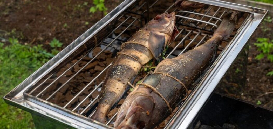 Un_fumoir_de_table_pour_des_plats_authentiques