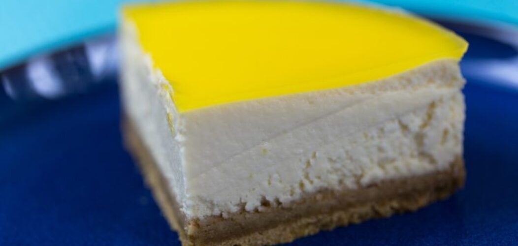 Cheesecake_au_citron_vert_et_fruits_de_la_passion