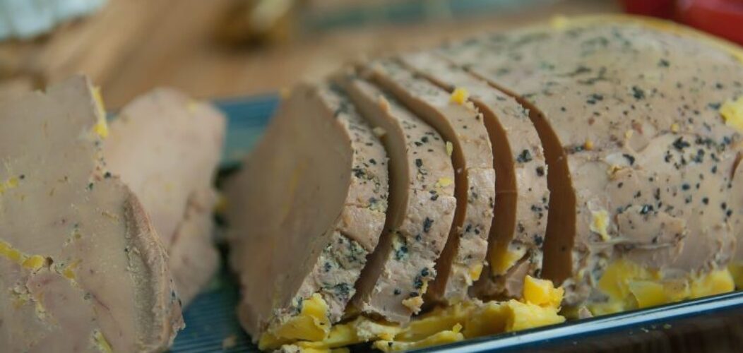 5_points_à_vérifier_pour_acheter_du_bon_foie_gras_cru