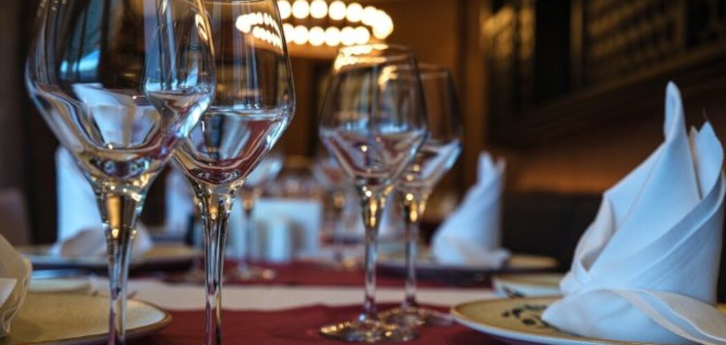 Comment_assurer_un_service_efficace_dans_un_restaurant? Comment_assurer_un_service_efficace_dans_un_restaurant?