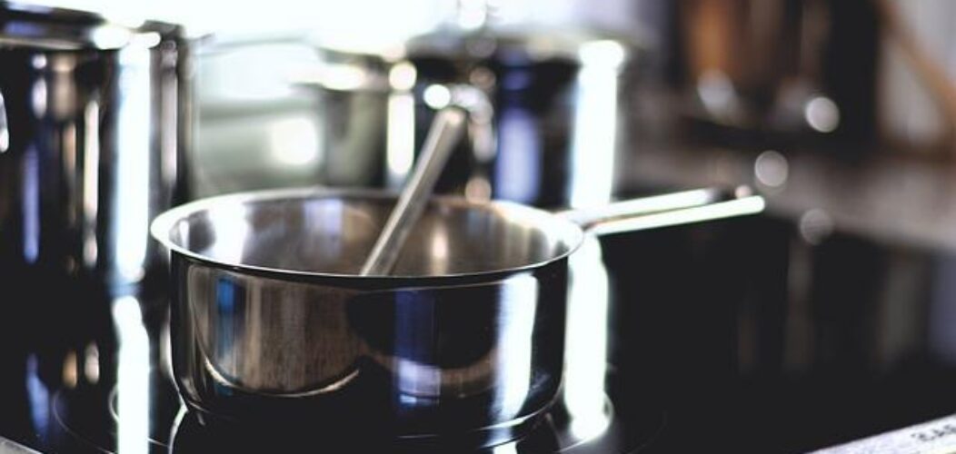 Cuisine:_le_matériel_nécessaire_pour_cuisiner_comme_un_chef