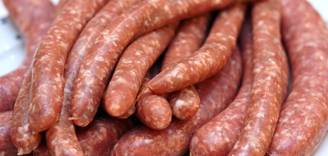 Saucisse_de_Morteau_:_cuisson_réussie_pour_un_plat_savoureux