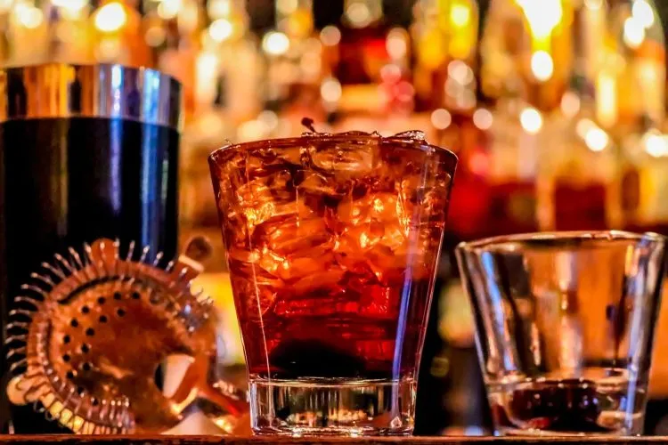 Comment boire un rhum ambré ?
