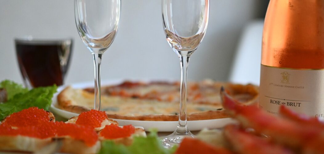 Apéro_peinture_à_Paris_:_une_nouvelle_façon_de_savourer_la_gastronomie