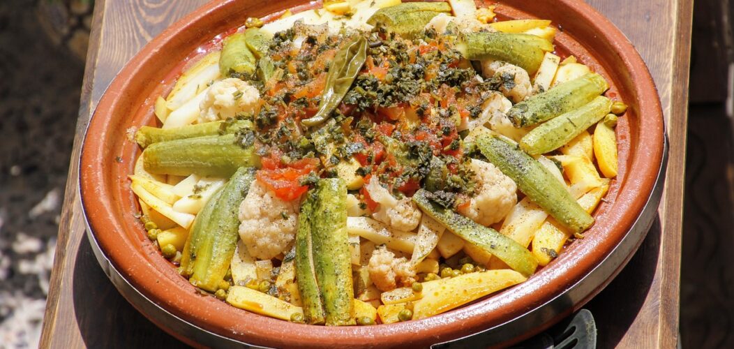 Un_voyage_culinaire:_découverte_du_Tajin_et_de_la_gastronomie_orientale