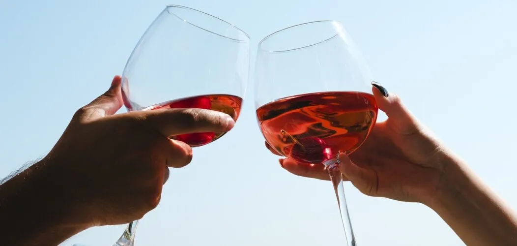 Choisir_le_verre_à_vin_parfait_:_guide_pratique_pour_une_dégustation_optimale