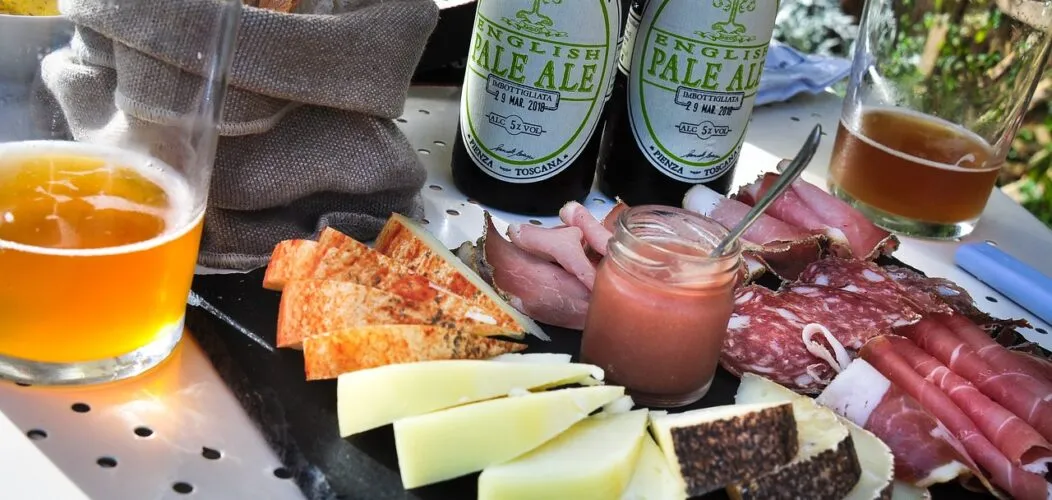 Faites_un_apéro_original_:_astuces_pratiques_pour_épater_vos_invités_avec_des_recettes_faciles