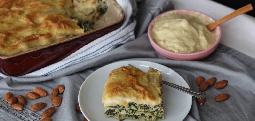 La_magie_de_la_Béchamel_Maison_:_Recette_facile_et_astuces_pour_une_sauce_crémeuse_parfaite_!