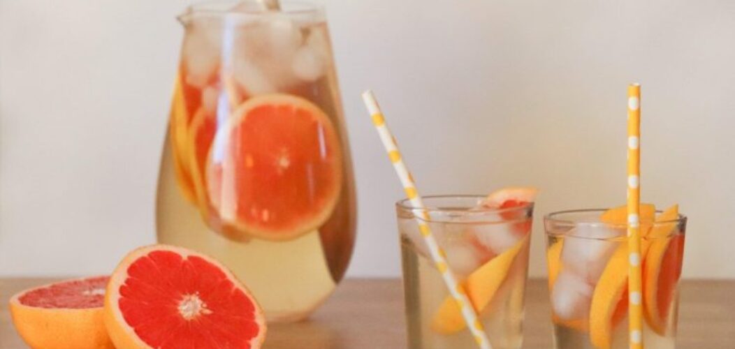 Thé_glacé_:_des_recettes_simples_et_créatives_pour_une_boisson_rafraîchissante_tout_l_été